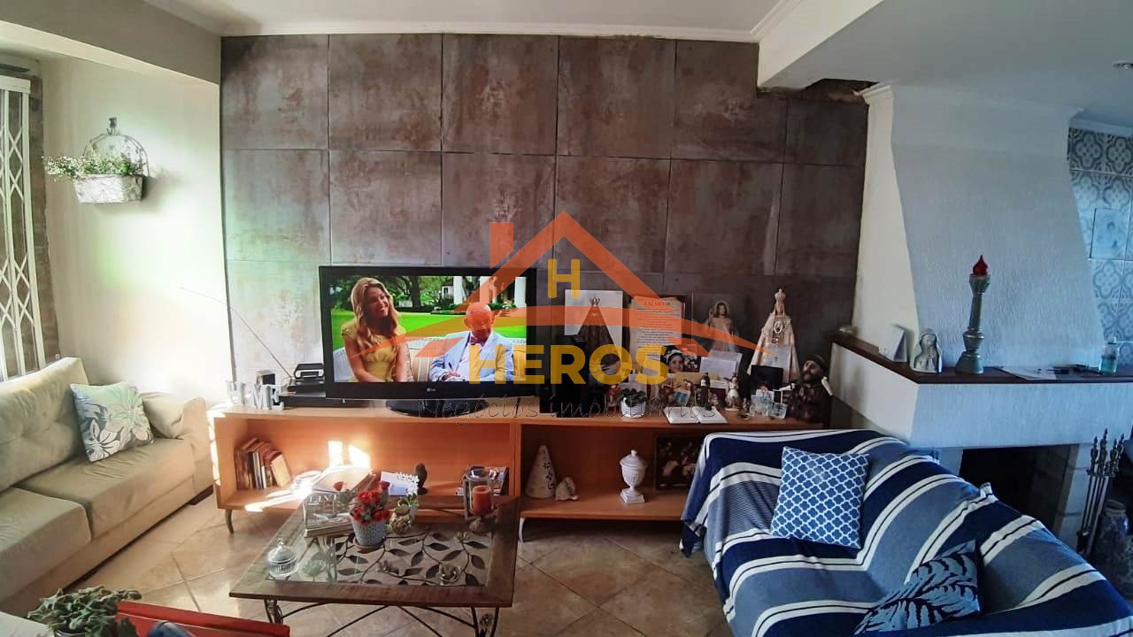 Casa 4 dorm, 195m², Espírito Santo, R$ 620mil