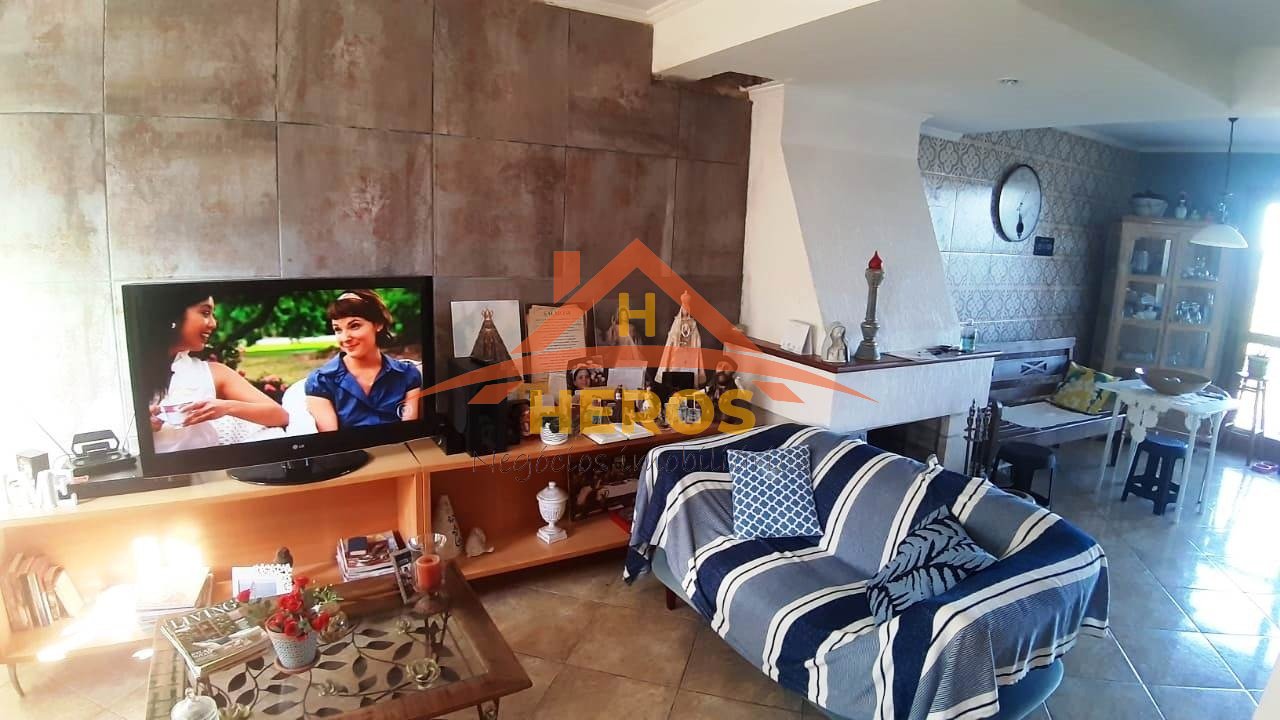 Casa 4 dorm, 195m², Espírito Santo, R$ 620mil