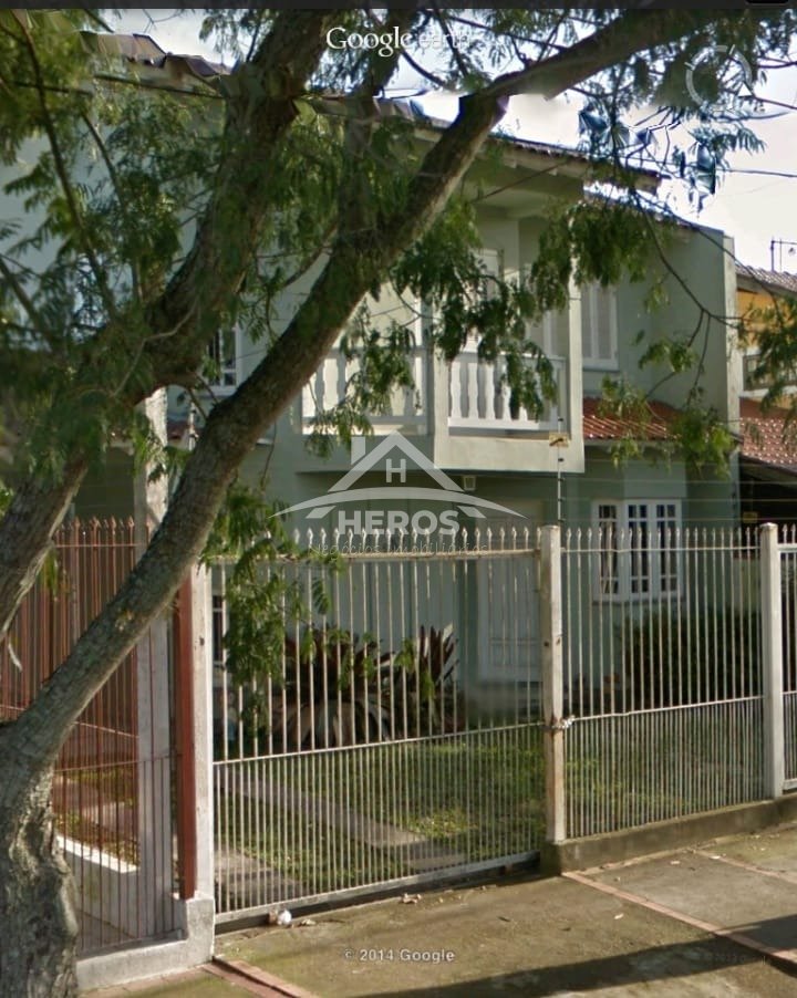 Casa 3 dorm, 197m², Aberta dos Morros, R$ 750mil.