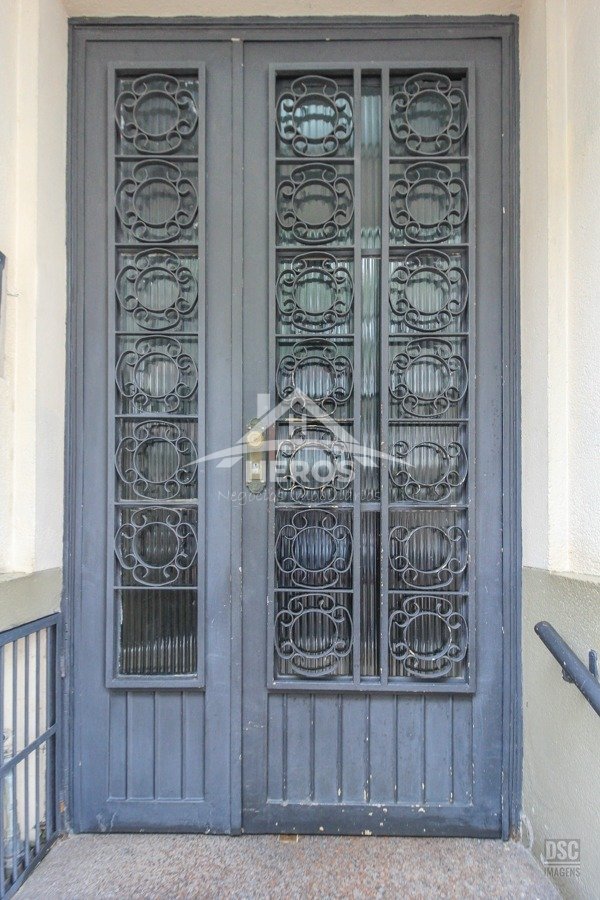Apartamento 2 dorm, no Centro, R$ 430 mil