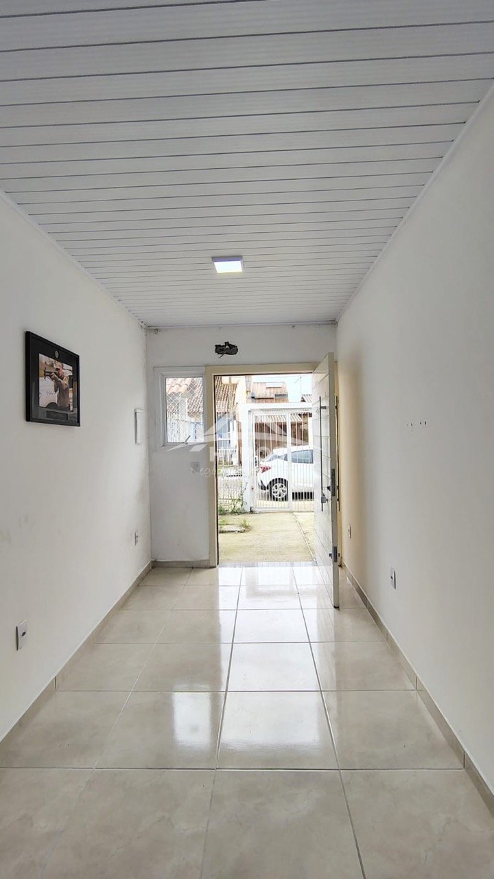Casa térrea, 02dorm,01suíte,pátio,Hípica,320mil