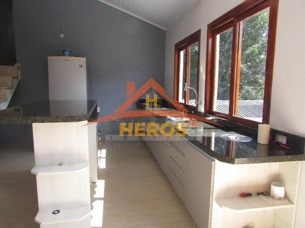 Casa 2 dorm, 200m², Belém Velho, R$ 300mil
