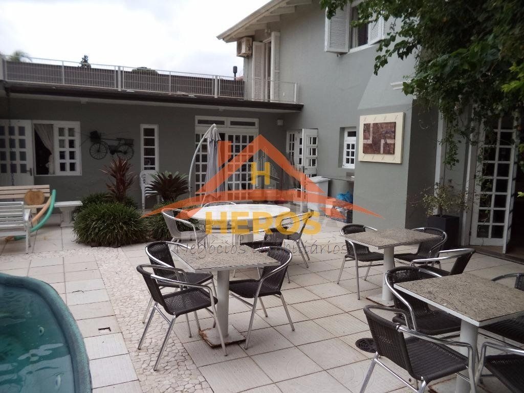 Casa 4 dorm, 350m², Ipanema, R$ 900mil