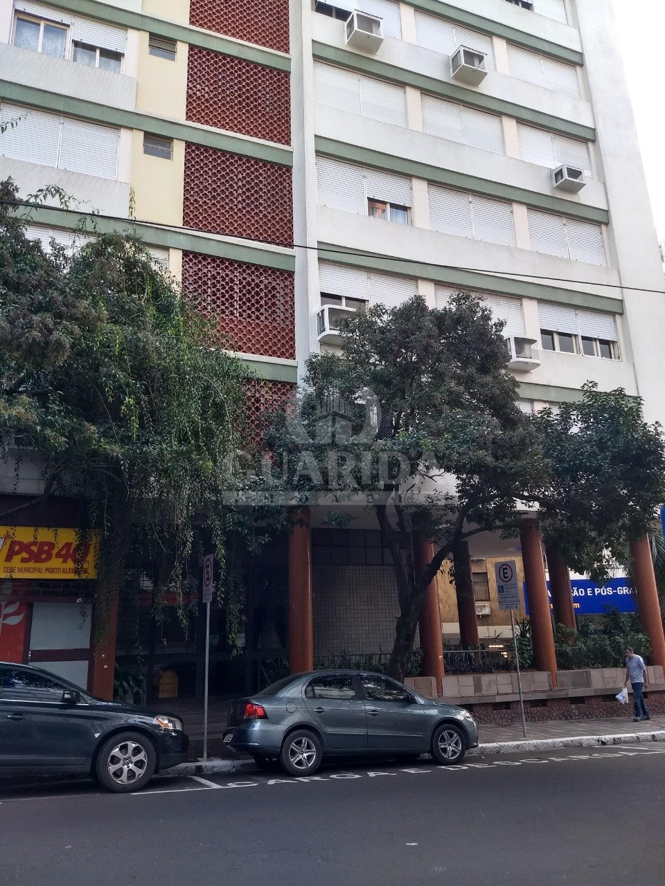Apartamento 2 dorm, 81m², Centro, R$ 350mil