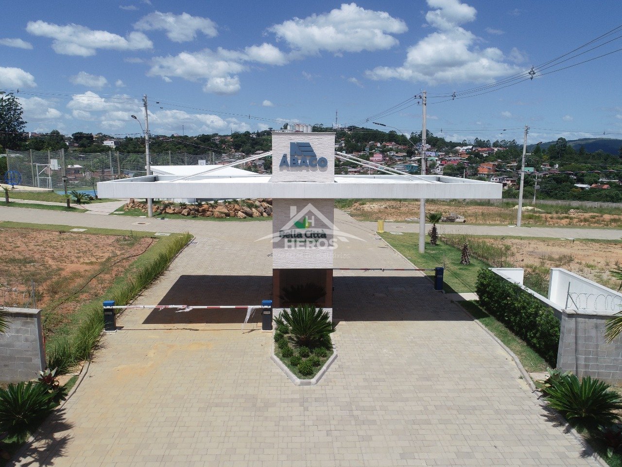 Terreno condomínio fechado, R$ 71mil,Lomba do Pinh