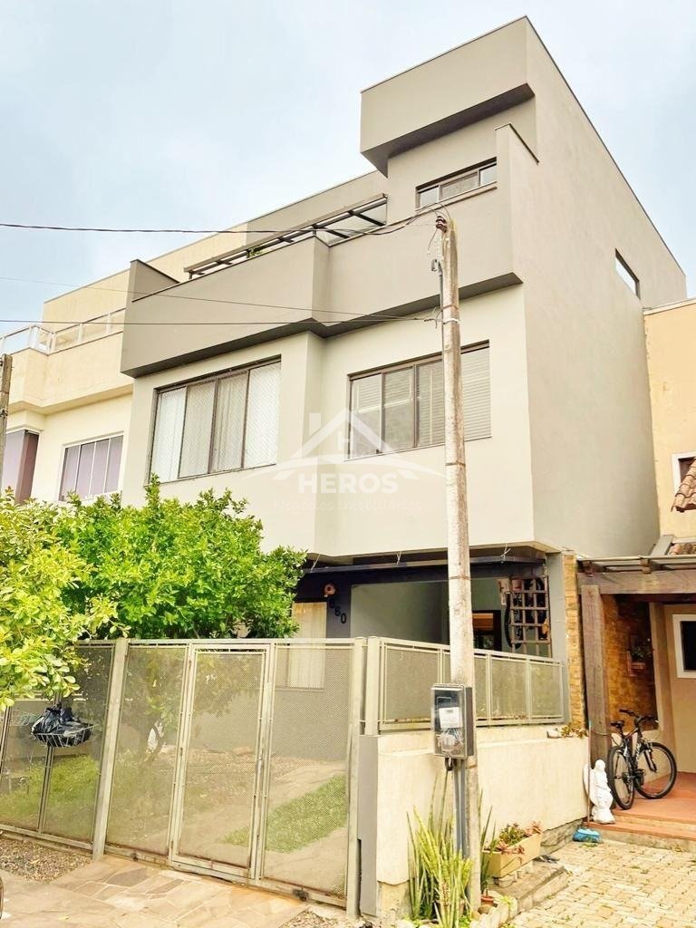 Casa 3 suítes, 170m², Jardins do Prado, R$ 695mil