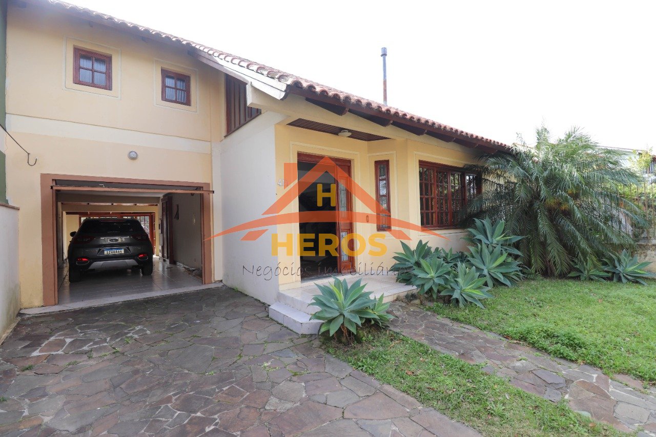 Casa 3 dorm, 181m², Espírito Santo, R$ 690mil
