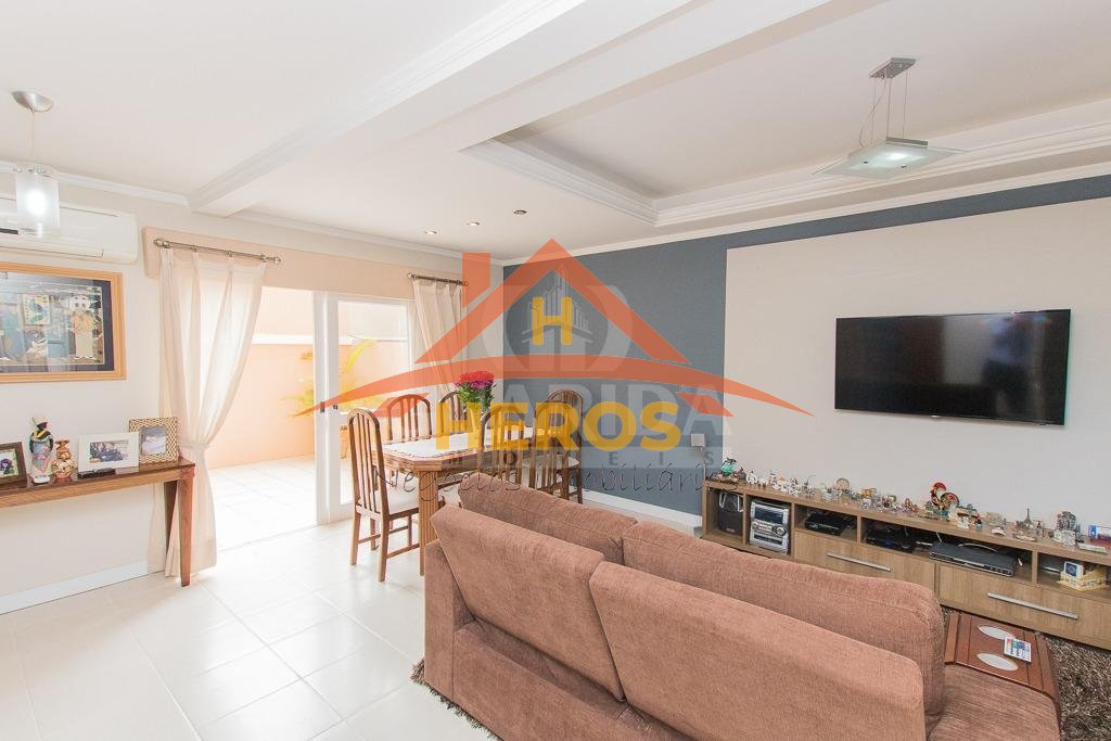 Casa 3 dorm, 187m², Ipanema, R$ 790mil