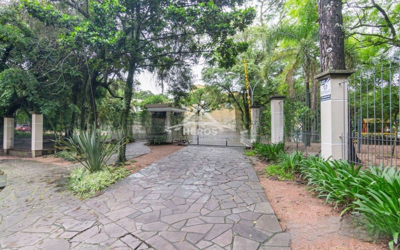 Apartamento 2 dorm, 55m², Guarujá, R$ 244mil