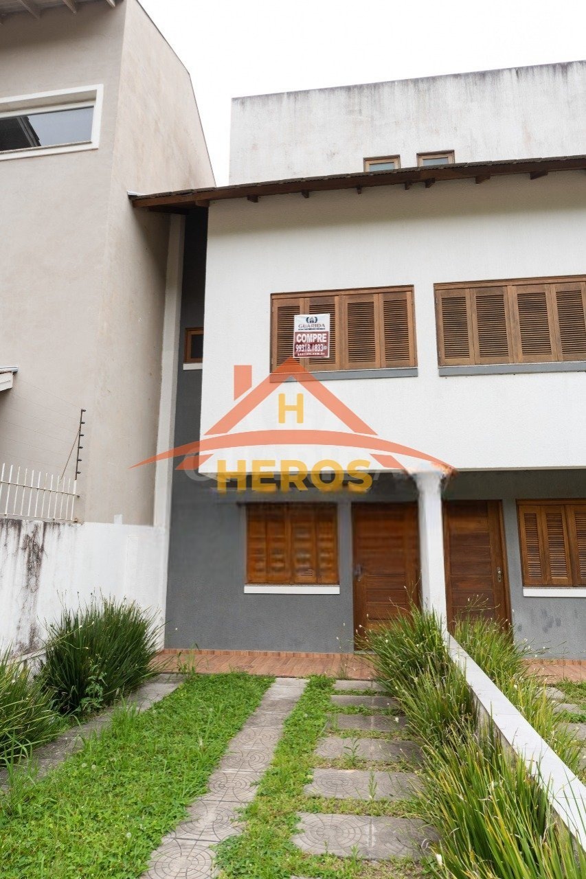 Casa 3dorm, 222m², Guarujá, R$ 560mil