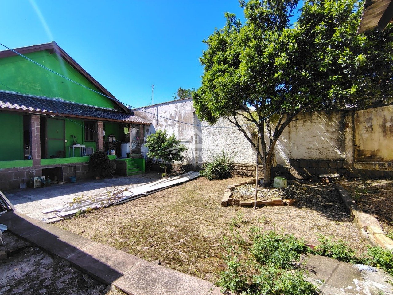 Casa térrea 03 dorm,01 suíte;Guarujá, 430mil