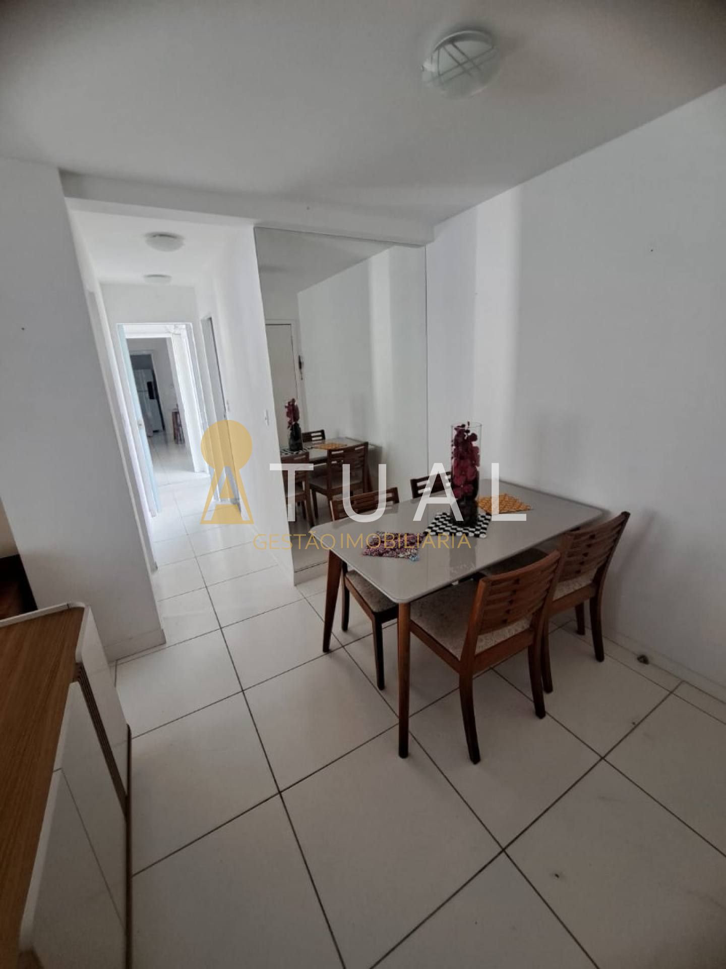 Apartamento Para Vender com 2 quartos no bairro  Itapuã, Salvador