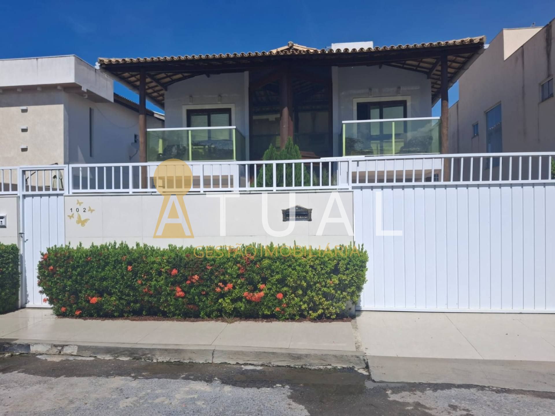 Casa Para Vender com 04 quartos 04 suítes no bairro Centro em Lauro De Freitas