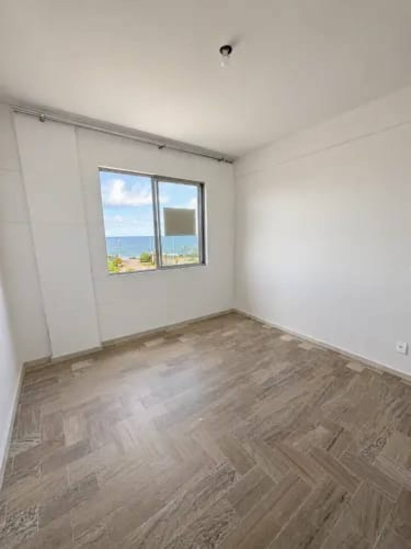 Apartamento Para Vender com 02 quartos no bairro Pituba em Salvador