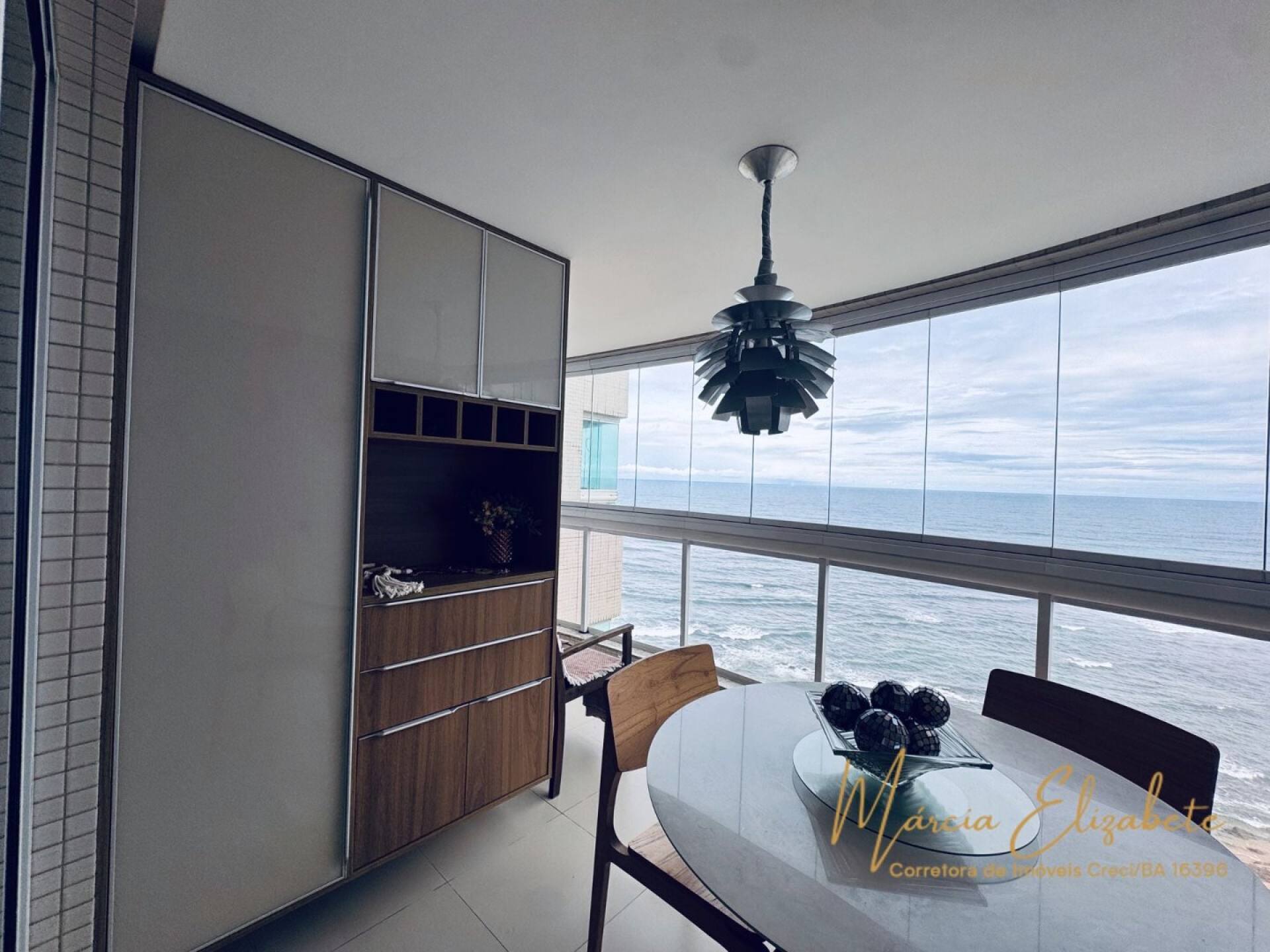 Apartamento Para Alugar com 01 quartos no bairro Pituba em Salvador