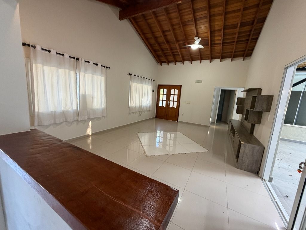Casa com 3 suítes, 230 m² - venda por R$ 1.195.000 ou aluguel por R$ 6.600/mês - Condomínio Aldeia de España - Itu/SP