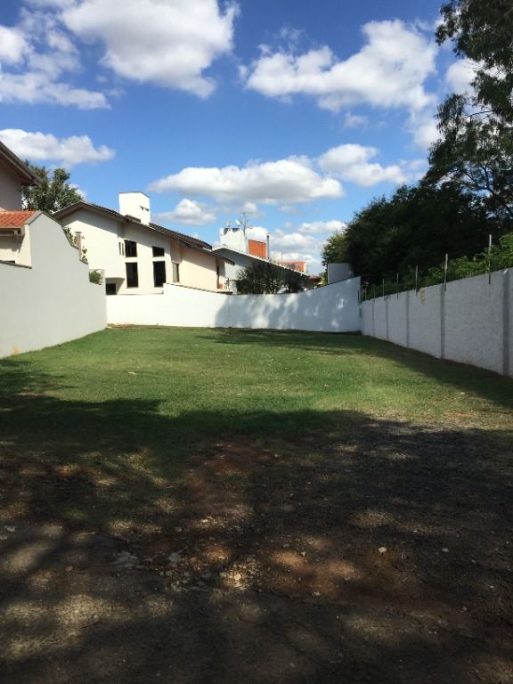 Terreno à venda no Condomínio Portal de Itu I, em Itu/SP.