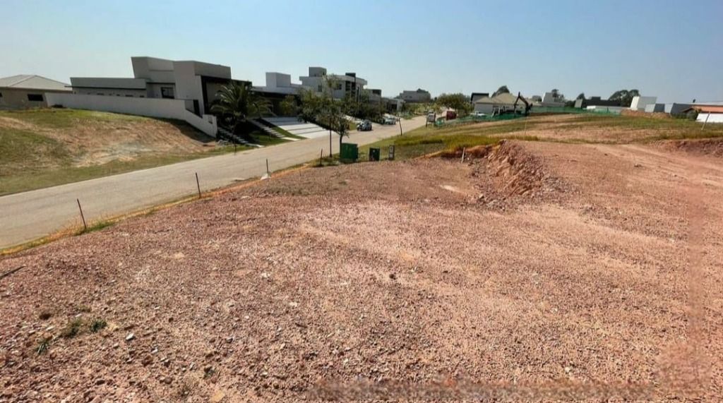Terreno à venda no Condomínio Campos de Santo Antônio II, em Itu/SP.