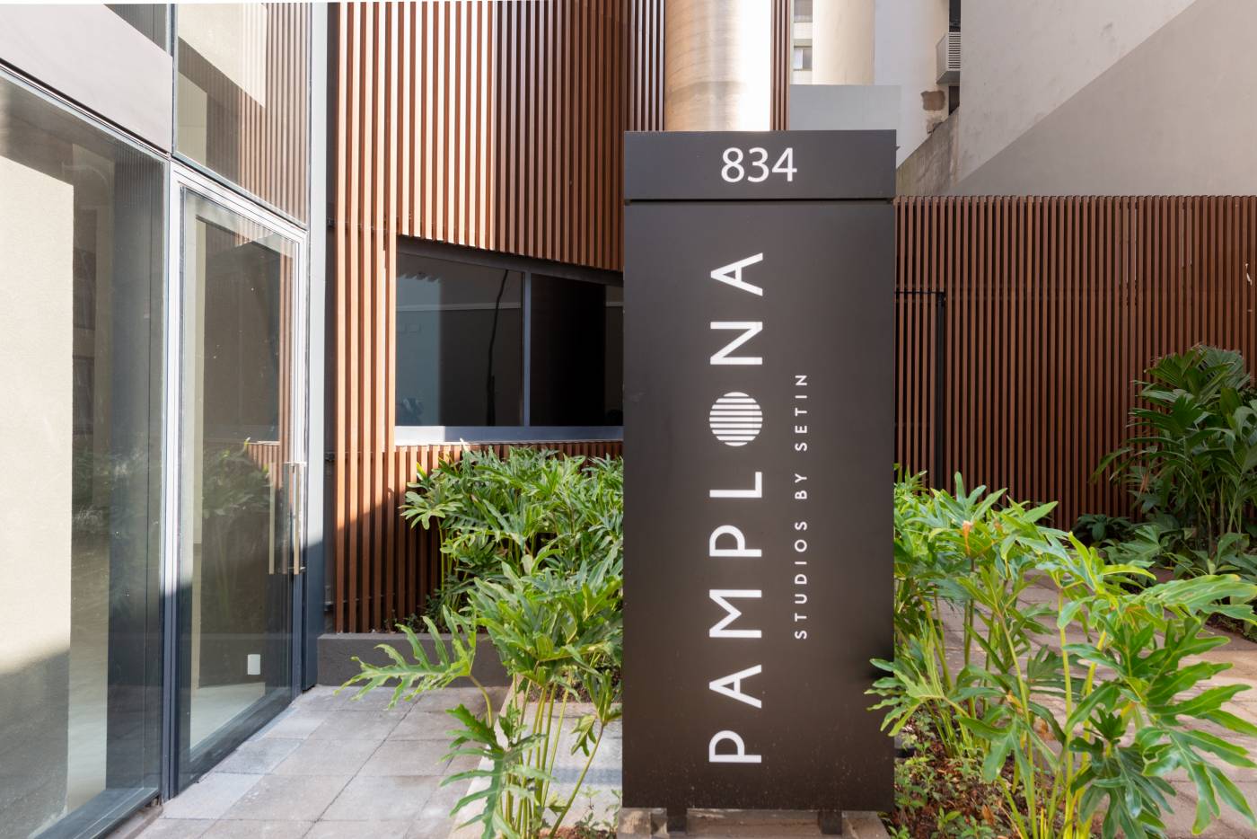 Pamplona Studios By Setin
