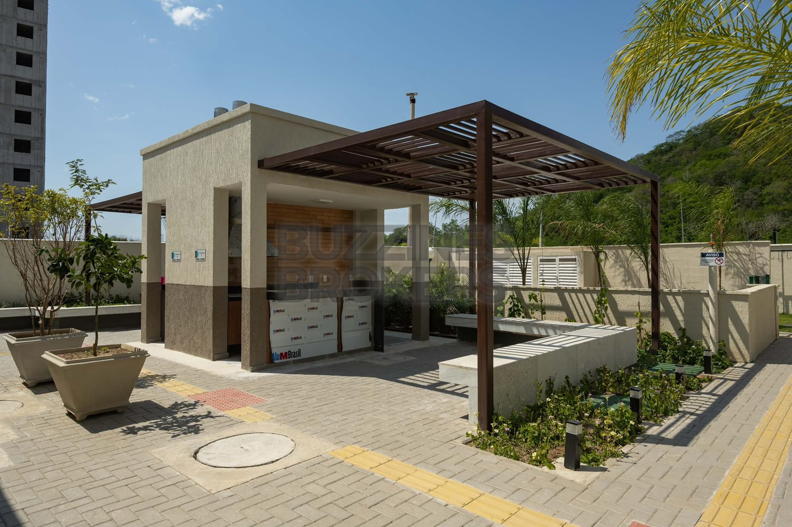 DUET BARRA RESIDENCES 